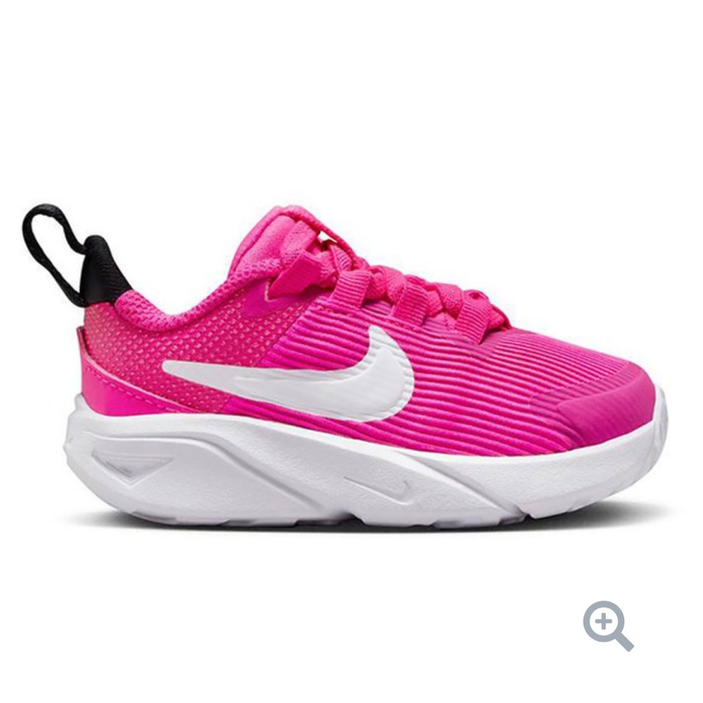Kids Nike Star Runner athletic shoes